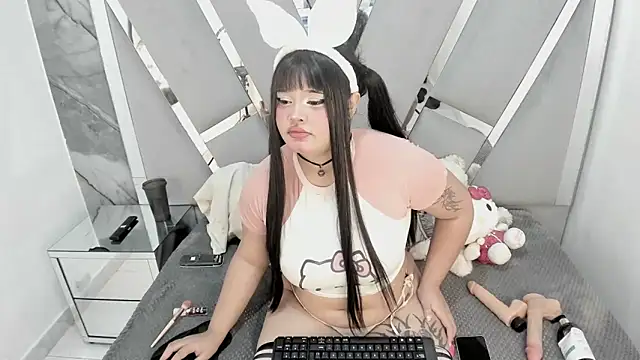 kittyhtx online show from October 2025 04:57:02 AM