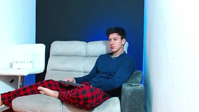 Snapshot of JUSTIN_FULLER1 chatting on February 2026 06:54:02 AM JUSTIN FULLER1 online show from February 2026 06:54:02 AM