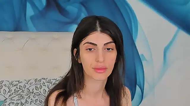 Snapshot of SkinnyDolly chatting on June 2026 03:27:02 AM SkinnyDolly online show from June 2026 03:27:02 AM