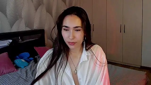 Snapshot of Bambiii_bby chatting on November 2025 03:05:02 AM Bambiii bby online show from November 2025 03:05:02 AM