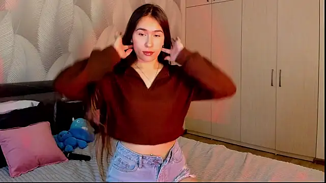 Snapshot of Bambiii_bby chatting on November 2025 03:17:02 AM Bambiii bby online show from November 2025 03:17:02 AM