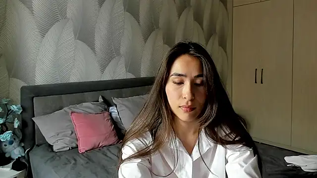 Bambiii bby online show from June 2026 07:05:02 AM