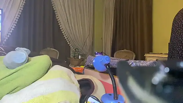 emylolo9 online show from December 2024 11:30:01 PM