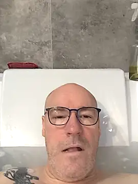 bogland33 online show from November 2025 01:07:02 PM