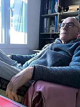 bogland33 online show from January 2026 02:44:01 PM