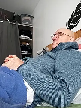 bogland33 online show from February 2026 11:25:01 AM