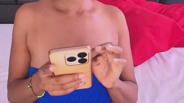 SashaBrianna99 online show from April 2026 08:34:02 PM