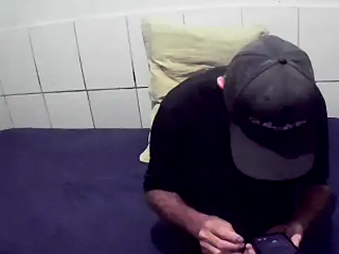 pierdona online show from April 2026 08:35:02 PM