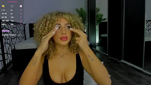 CurlyAnt0 online show from January 2026 08:06:01 AM