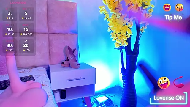 Snapshot of Doyeon_Dae chatting on February 2025 02:38:02 AM Doyeon Dae online show from February 2025 02:38:02 AM