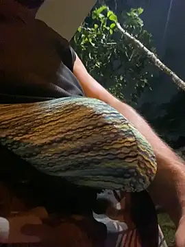 Snapshot of dantedesirexx chatting on February 2025 05:07:02 AM dantedesirexx online show from February 2025 05:07:02 AM