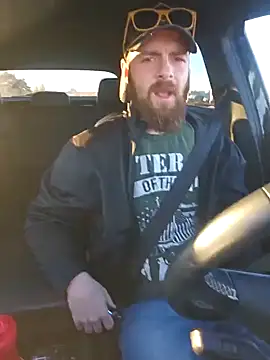 Snapshot of SirYummy18 chatting on January 2025 02:56:02 PM SirYummy18 online show from January 2025 02:56:02 PM