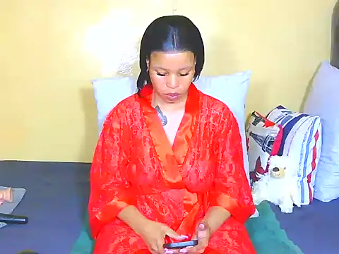 Snapshot of Down_to_earth_girl chatting on May 2026 12:16:02 AM Down to earth girl online show from May 2026 12:16:02 AM