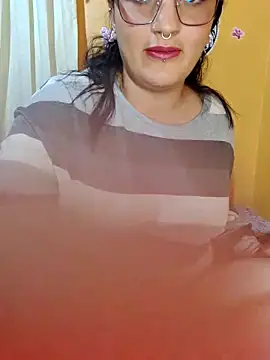 Snapshot of paula_thompson2 chatting on February 2025 09:13:02 AM paula thompson2 online show from February 2025 09:13:02 AM