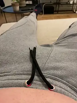 Snapshot of RSR_26689 chatting on February 2025 02:20:01 PM RSR 26689 online show from February 2025 02:20:01 PM