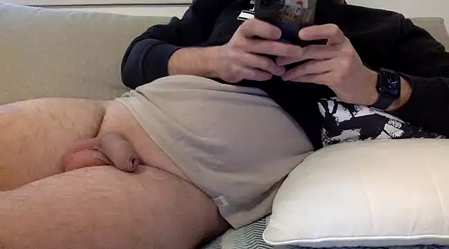 Snapshot of RSR_26689 chatting on February 2025 03:49:02 PM RSR 26689 online show from February 2025 03:49:02 PM