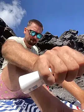 Snapshot of RSR_26689 chatting on October 2025 10:21:01 AM RSR 26689 online show from October 2025 10:21:01 AM