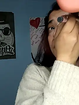 Elvishcassie  online show from February 2025 12:52:01 AM