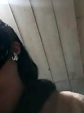 Elvishcassie  online show from March 2025 06:55:01 PM