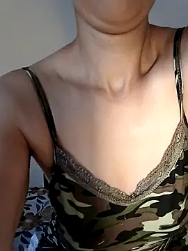 Zomorodaa  online show from October 2025 12:37:02 PM