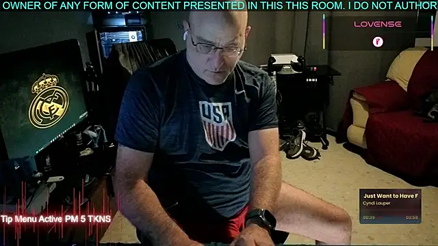 Snapshot of Pilot_Dave_69 chatting on September 2025 03:56:01 AM Pilot Dave 69 online show from September 2025 03:56:01 AM