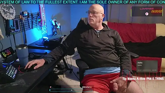 Snapshot of Pilot_Dave_69 chatting on November 2025 05:30:02 AM Pilot Dave 69 online show from November 2025 05:30:02 AM