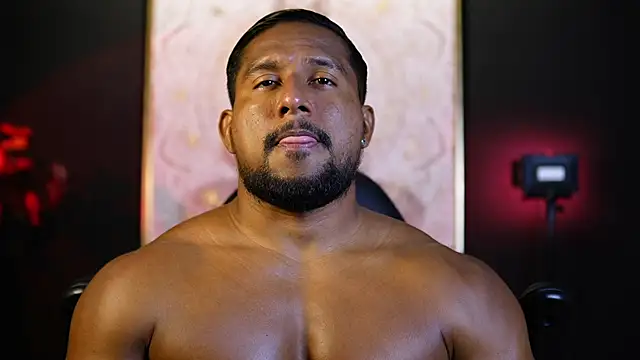 CallumMuscle online show from October 2025 05:37:02 PM