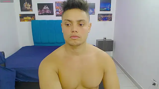 Snapshot of Booy_Hott chatting on January 2025 07:18:01 PM Booy Hott online show from January 2025 07:18:01 PM