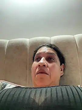 Snapshot of siri_duque chatting on May 2026 02:10:01 PM siri duque online show from May 2026 02:10:01 PM