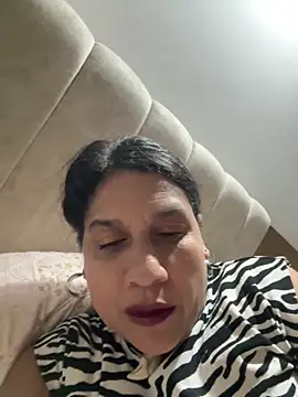 Snapshot of siri_duque chatting on May 2026 12:38:01 AM siri duque online show from May 2026 12:38:01 AM