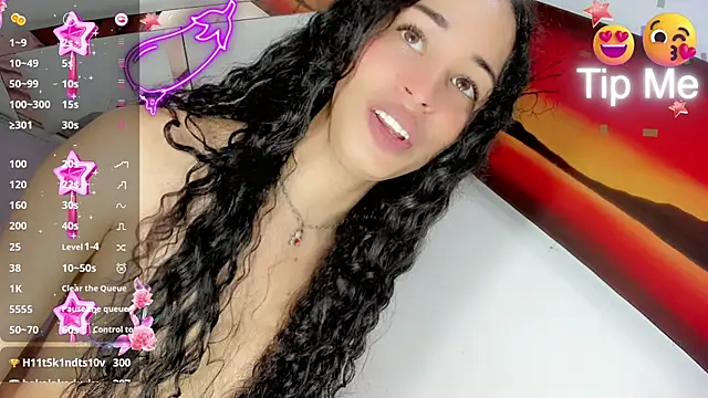 Snapshot of barbiedolls_x chatting on January 2025 11:55:01 PM barbiedolls x online show from January 2025 11:55:01 PM