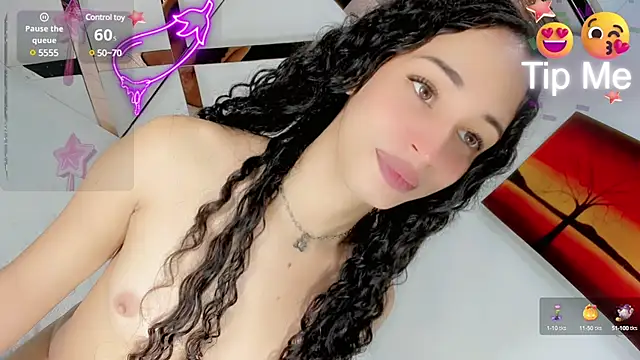 Snapshot of barbiedolls_x chatting on January 2025 02:14:01 AM barbiedolls x online show from January 2025 02:14:01 AM