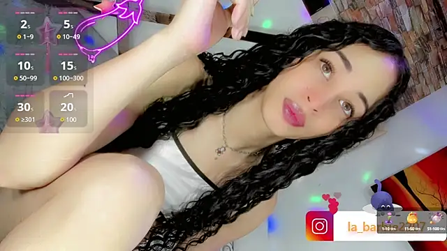 Snapshot of barbiedolls_x chatting on February 2025 12:39:02 PM barbiedolls x online show from February 2025 12:39:02 PM