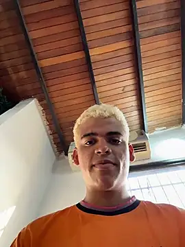 Leo bunny hot online show from November 2025 08:00:01 PM