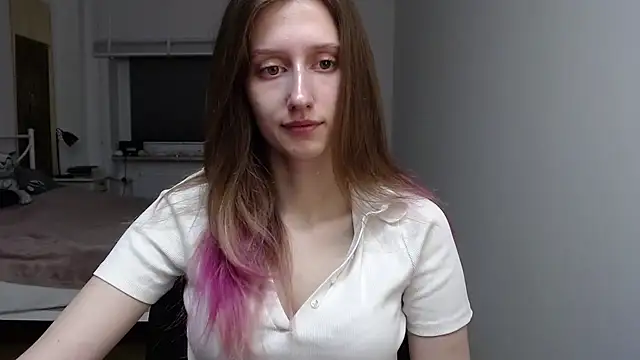 LUNA delight online show from December 2025 06:33:02 AM