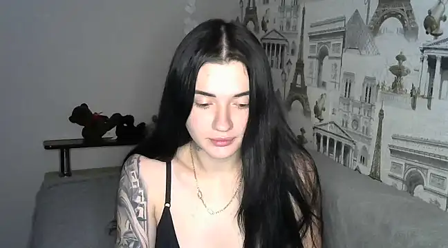 Liana diva online show from January 2025 10:24:01 PM