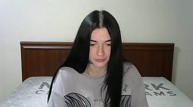 Liana diva online show from March 2025 07:42:02 PM