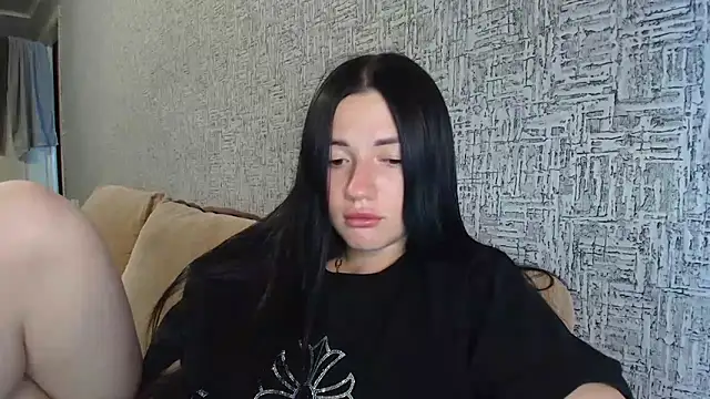 Snapshot of Liana_diva chatting on June 2026 02:08:01 PM Liana diva online show from June 2026 02:08:01 PM