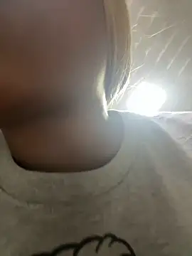 Lilybaudinx96 online show from February 2026 01:05:02 PM