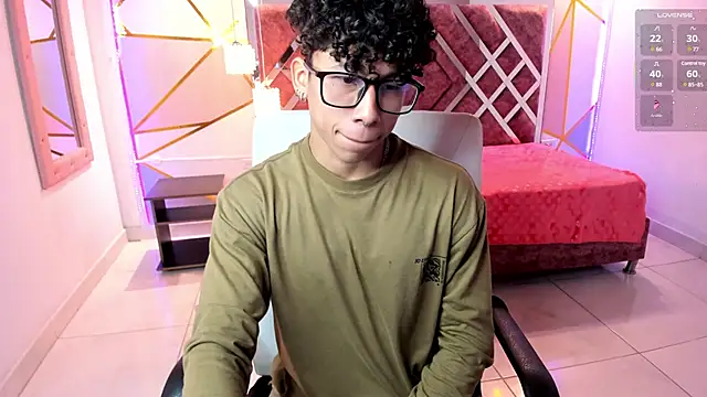 AkazaBoy  online show from January 2025 04:13:01 AM