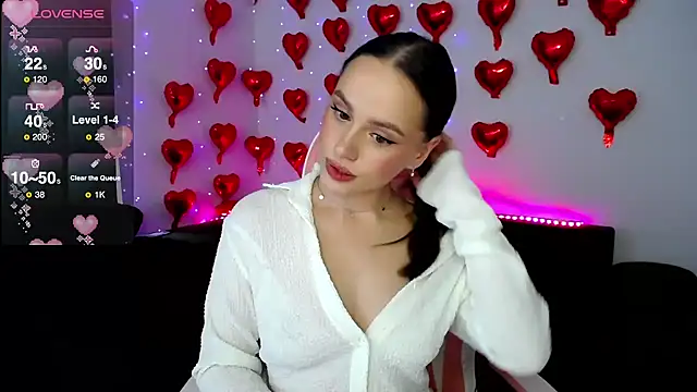 Emillias online show from March 2025 02:13:01 PM