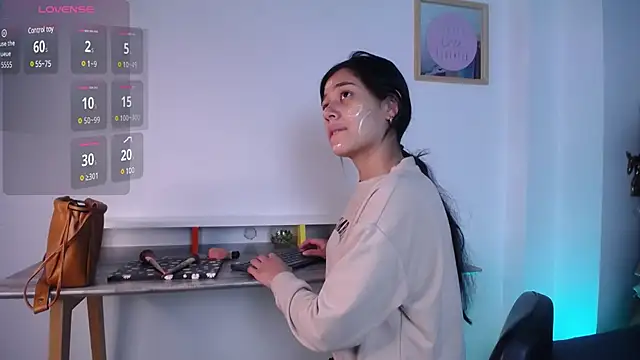 Snapshot of floriamANDjazmin chatting on January 2025 11:13:02 AM floriamANDjazmin online show from January 2025 11:13:02 AM