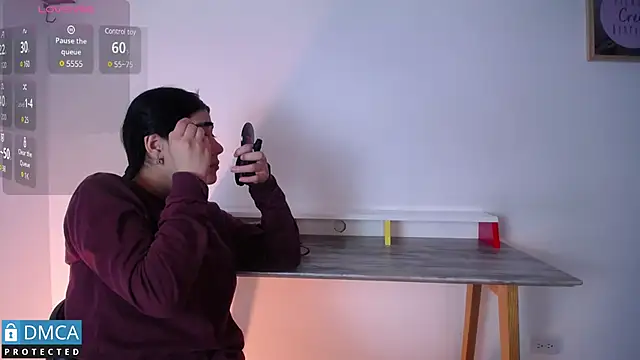 Snapshot of floriamANDjazmin chatting on January 2025 11:35:01 AM floriamANDjazmin online show from January 2025 11:35:01 AM