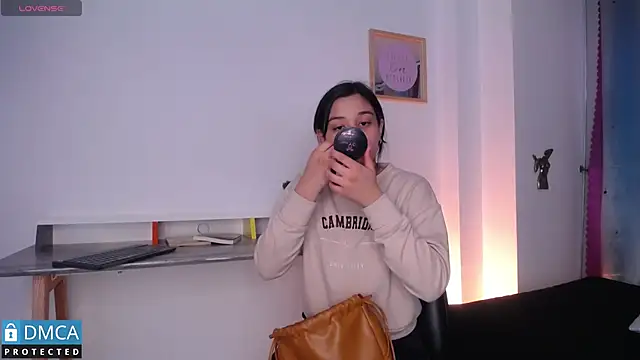 Snapshot of floriamANDjazmin chatting on February 2025 03:07:02 AM floriamANDjazmin online show from February 2025 03:07:02 AM