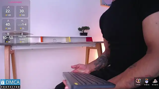 Snapshot of floriamANDjazmin chatting on March 2025 12:12:02 PM floriamANDjazmin online show from March 2025 12:12:02 PM