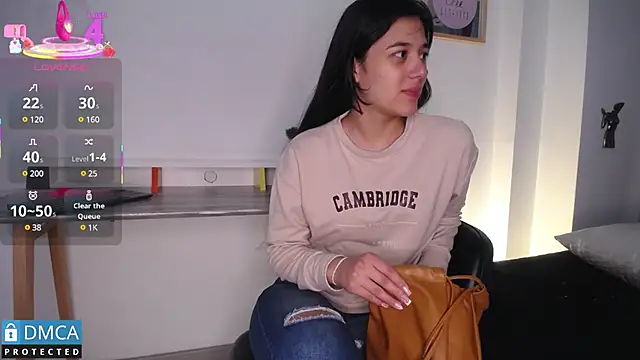 Snapshot of floriamANDjazmin chatting on March 2025 03:09:02 AM floriamANDjazmin online show from March 2025 03:09:02 AM