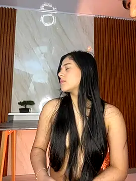 Snapshot of floriamANDjazmin chatting on October 2025 03:06:02 AM floriamANDjazmin online show from October 2025 03:06:02 AM