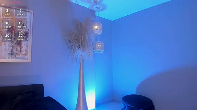 MaddisonLowe online show from April 2026 12:09:02 PM