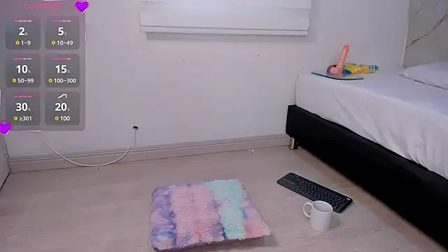 Mackenize online show from December 2024 07:36:01 PM