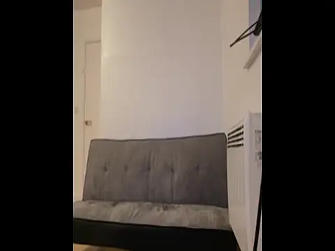 Snapshot of curiously-bi37 chatting on March 2026 04:24:01 PM curiously-bi37 online show from March 2026 04:24:01 PM